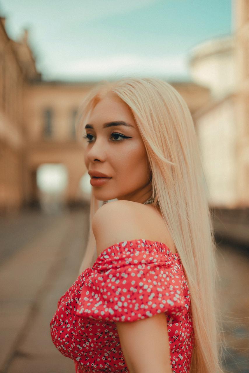 Индивидуалка Санкт-Петербурга Кира +7(981)126-12-57